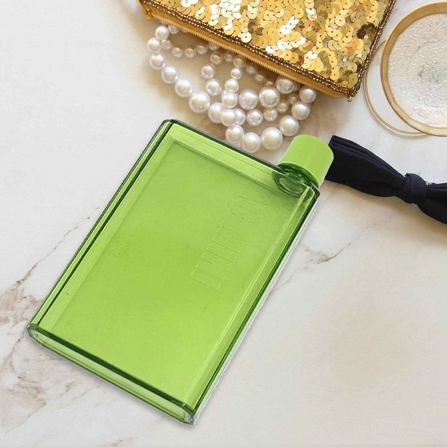 ๐ฐ Portable Flat Water Bottle โ Travel-Friendly & Space-Saving ๐ผ