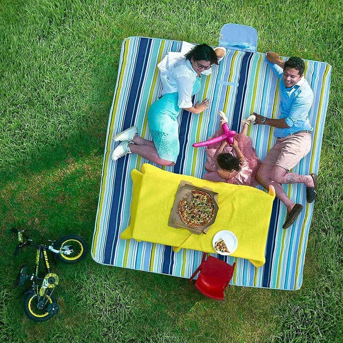 🏕️ Washable Picnic Mat – Waterproof & Foldable Outdoor Blanket 🌿